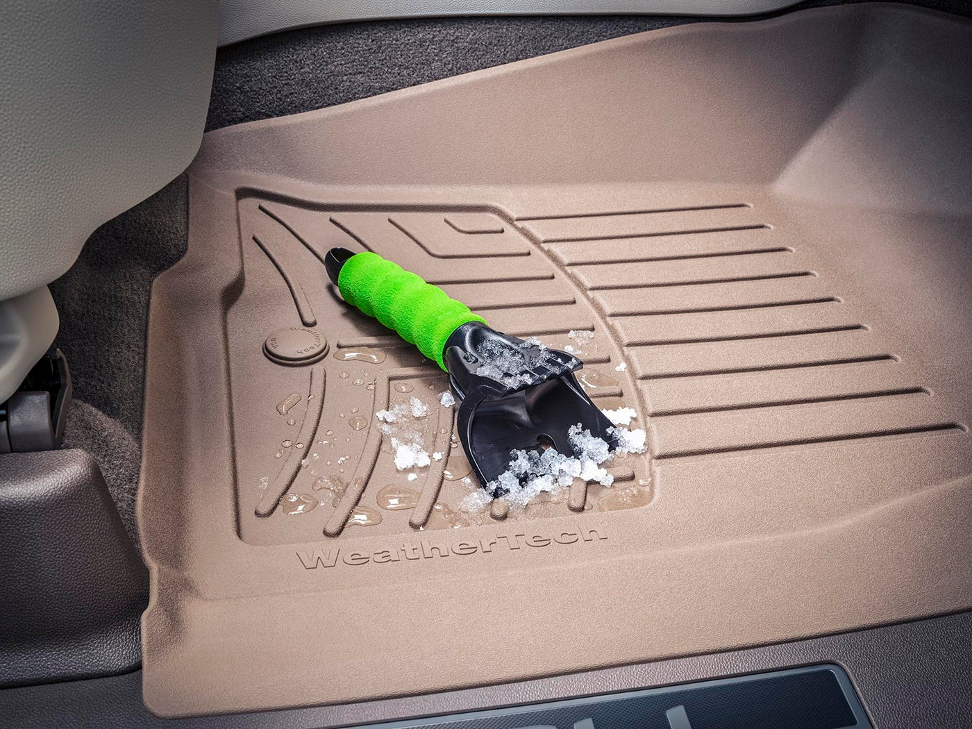 Weathertech FloorLiner HP | 2018-2023 Tacoma