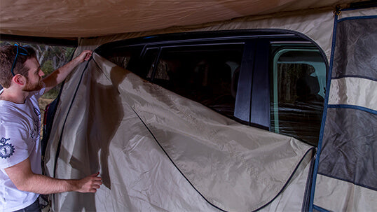 ARB Deluxe Awning Room with 2.0M Floor | Off Road Accessories